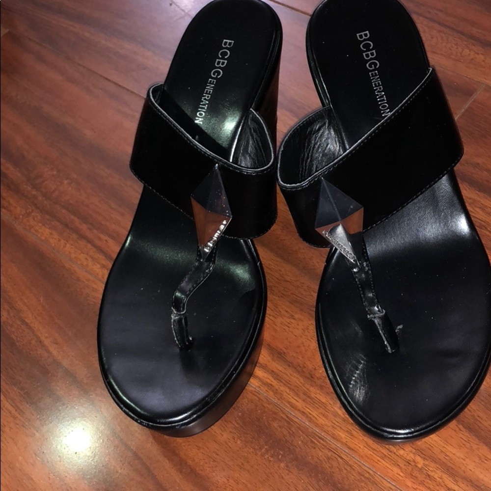 BCBGeneration Black Wedges
